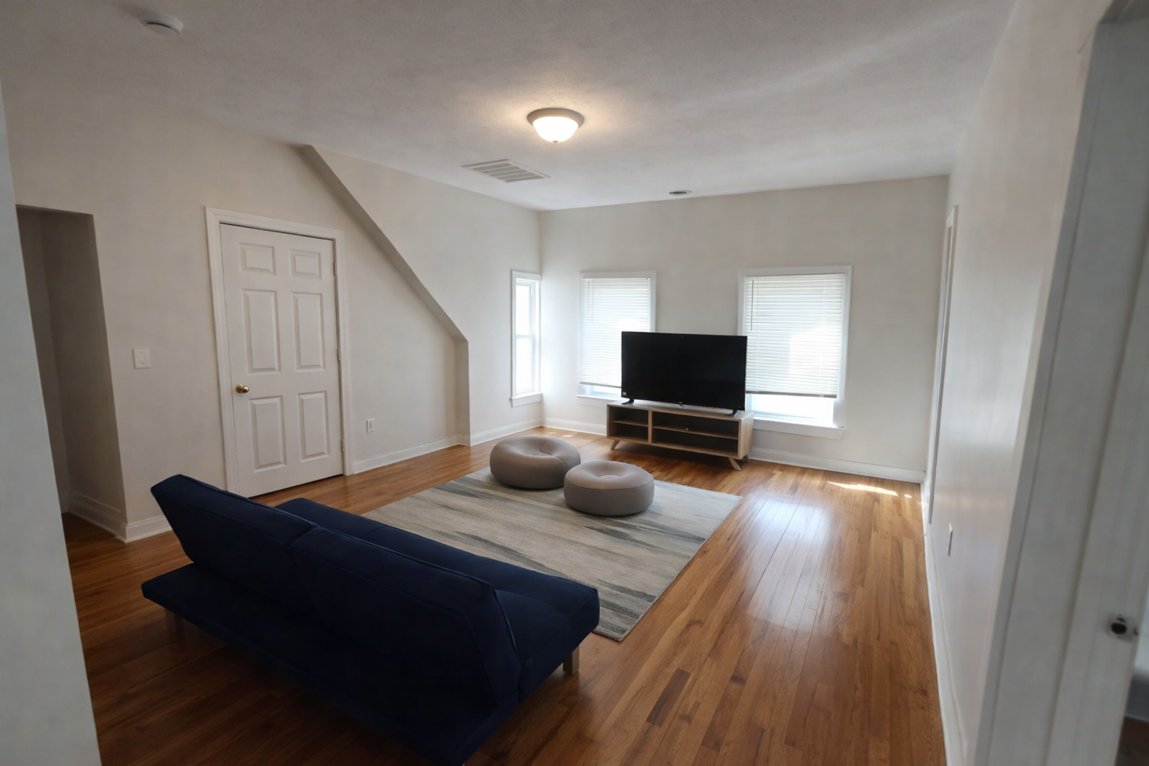 Webster Apartment: 64 Chase Ave