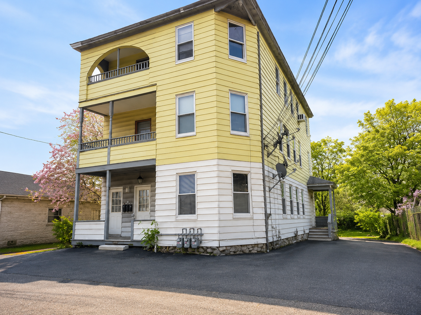Worcester Apartment: 5 Malden Terrace
