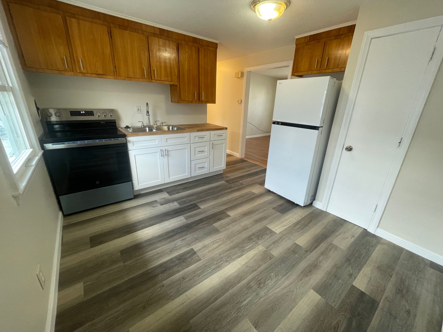 Worcester Apartment: 13 Bourne Street