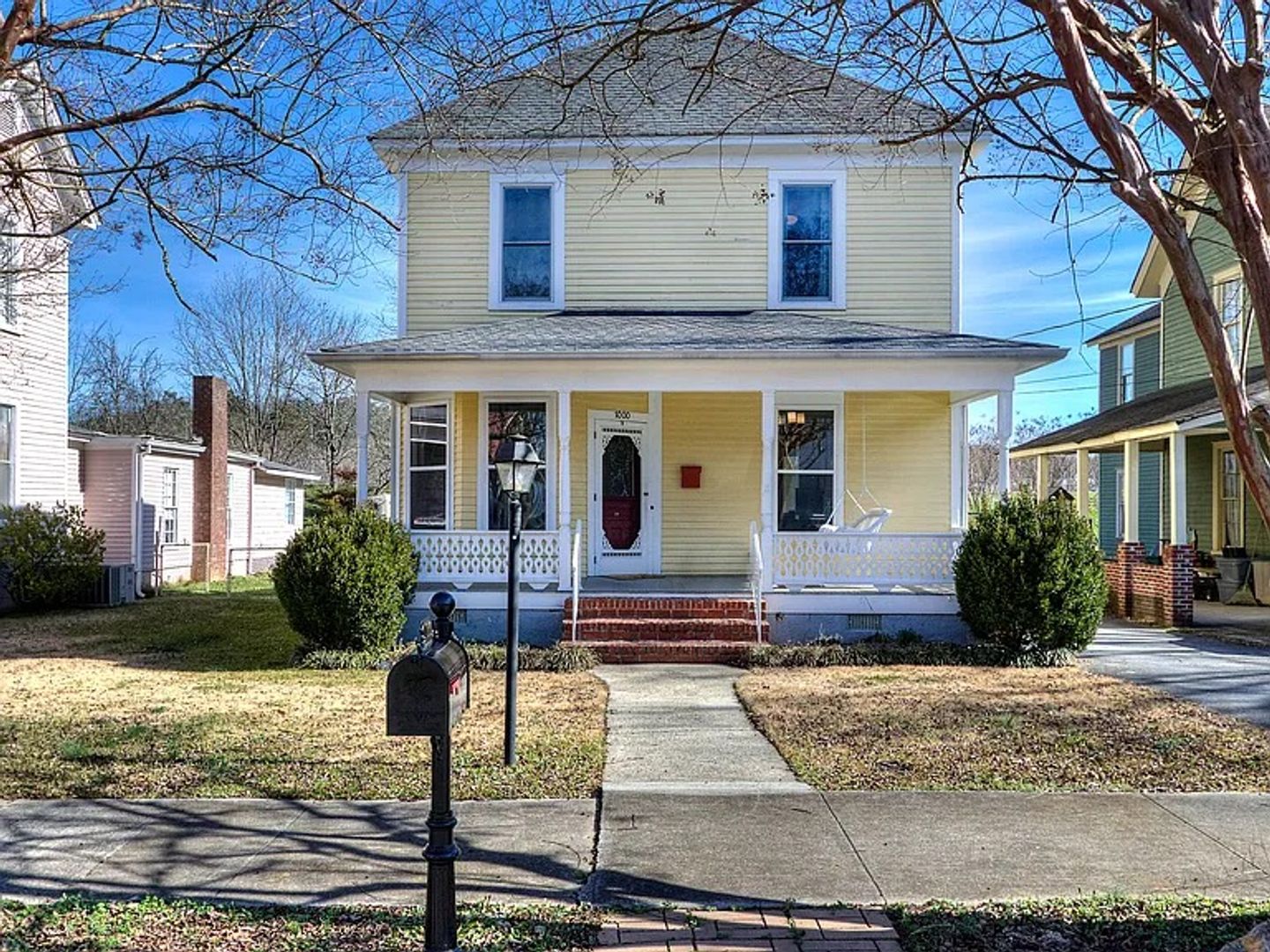 Rome House: 1000 Ave A