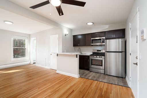 Oak Grove Downtown | Studio - 116 Oak Grove – photo 1