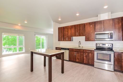 Lakeside Flats | Now Leasing | Opal Floor Plan – photo 1