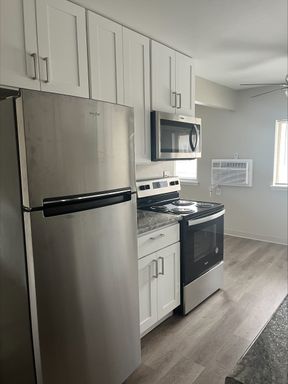 Live at The Oaks of West Saint Paul | Spacious & Comfortable Living – photo 1