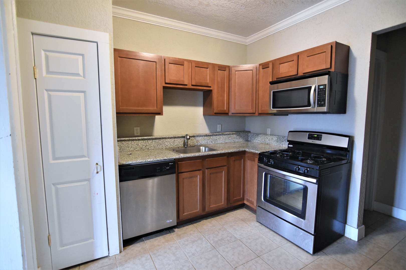 Cortland Apartment: 132 S Main