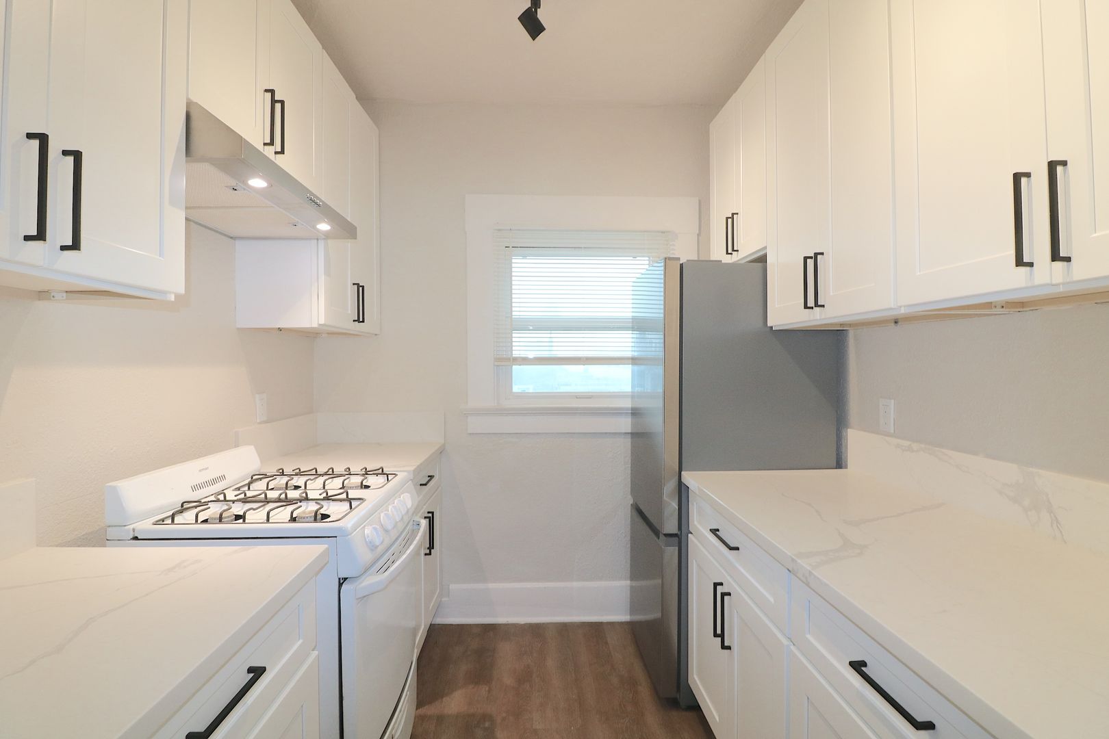 San Diego Apartment: 2142 Fifth Avenue