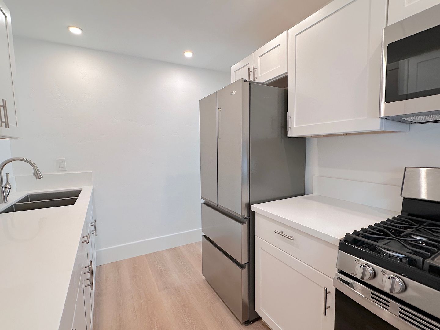 San Diego Apartment: 2142 Fifth Avenue