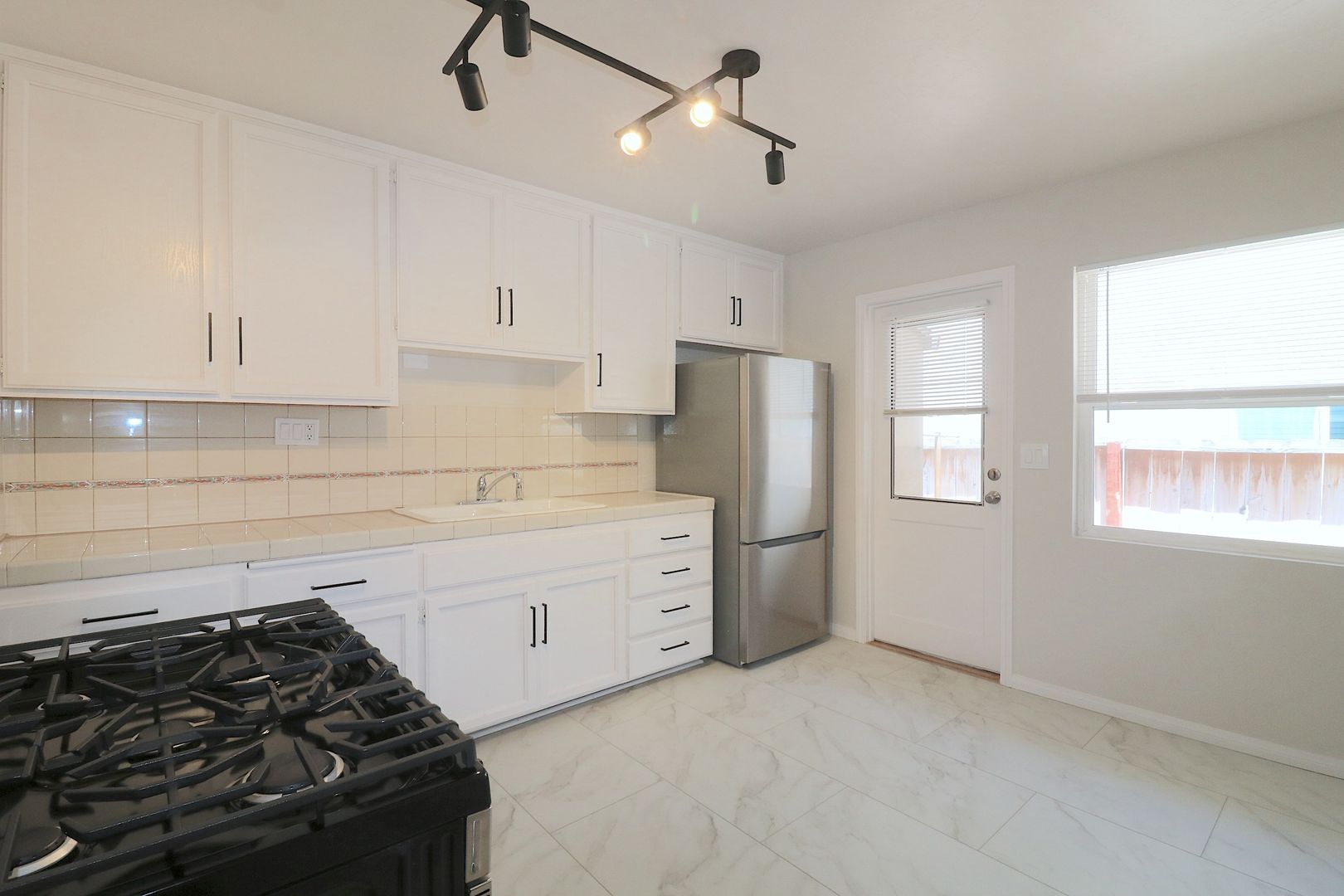 San Diego Apartment: 4653- 59 Kansas Street