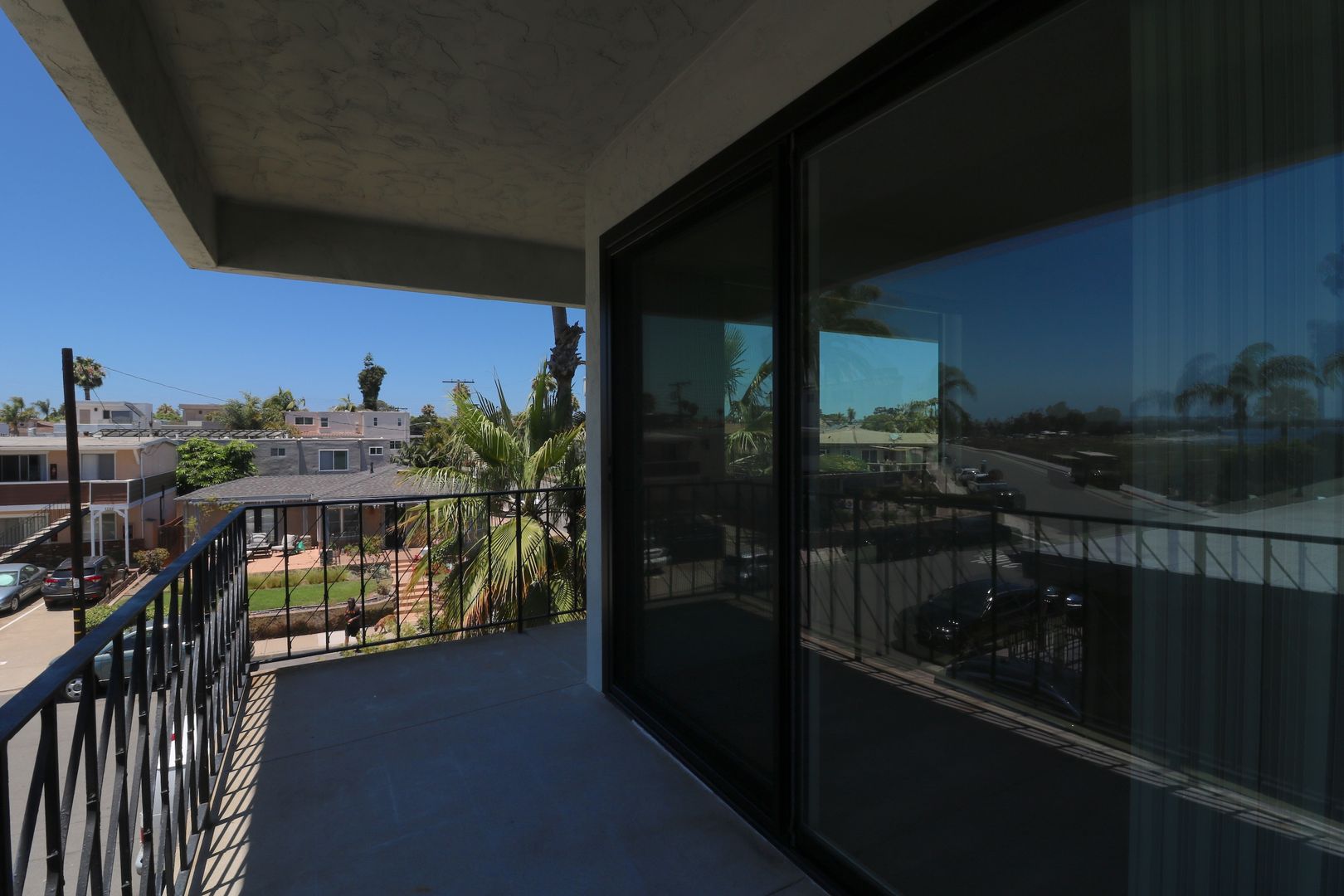 San Diego Apartment: 3990 Crown Point Drive