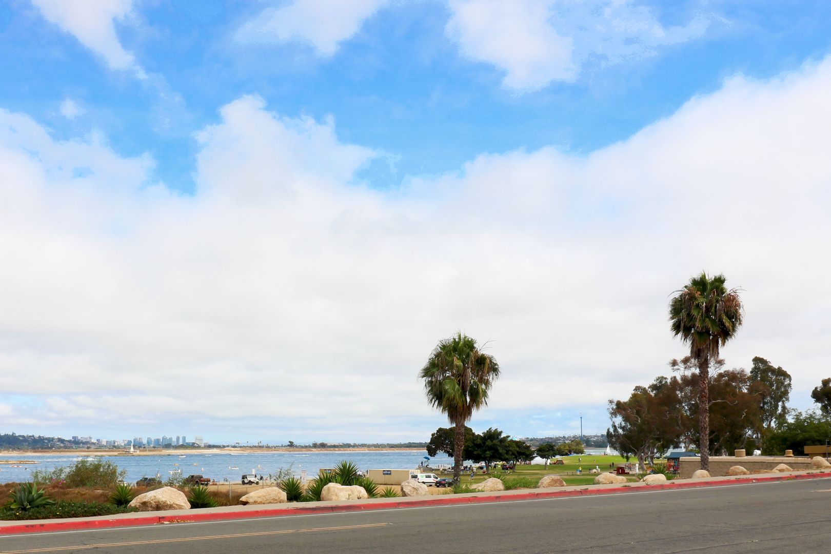 San Diego Apartment: 3829-35 Sequoia Street