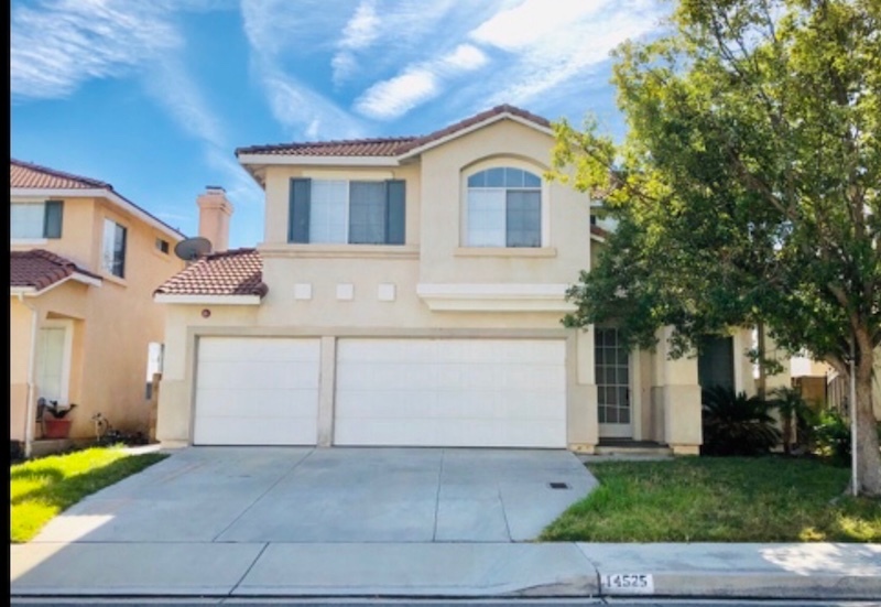 Fontana House: 14525 Saddlepeak Court