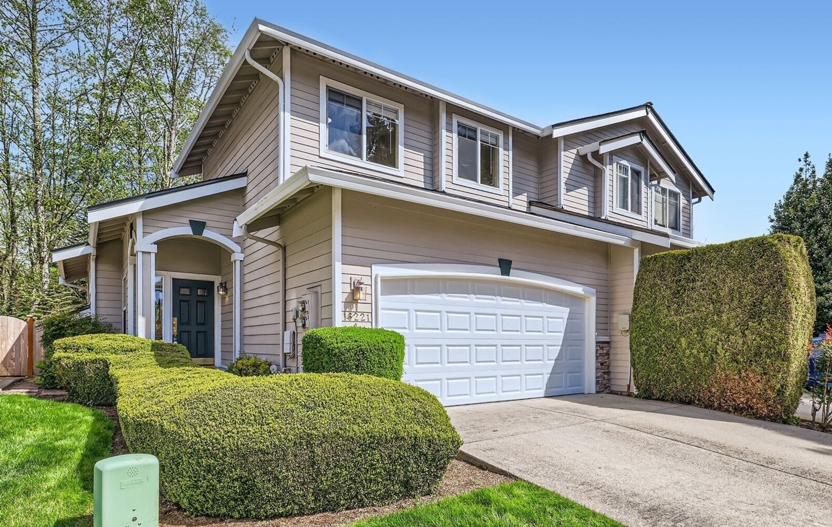 Edmonds House: 16221 49th Ave. W