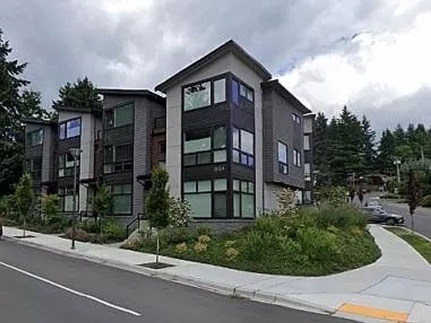 Kenmore Townhome: 6454 NE 181st St., Unit #104