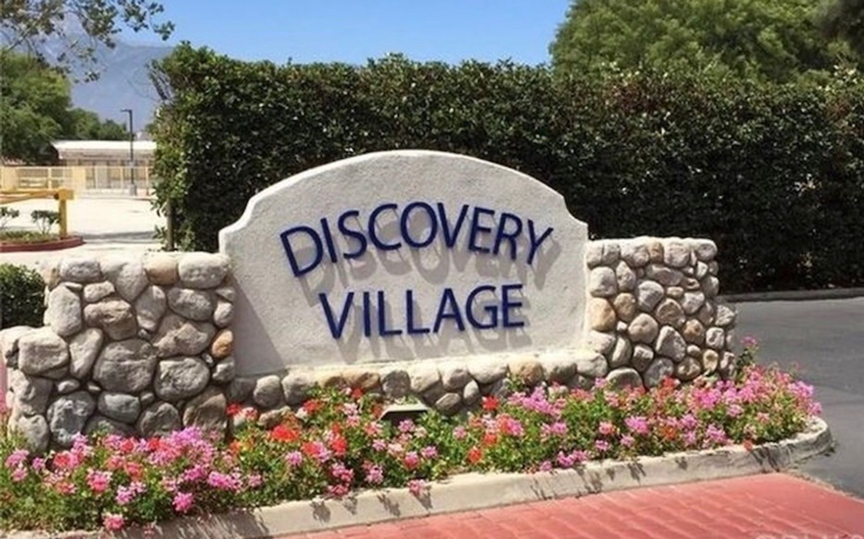 Rancho Cucamonga House: 8739 Pinecrest Place