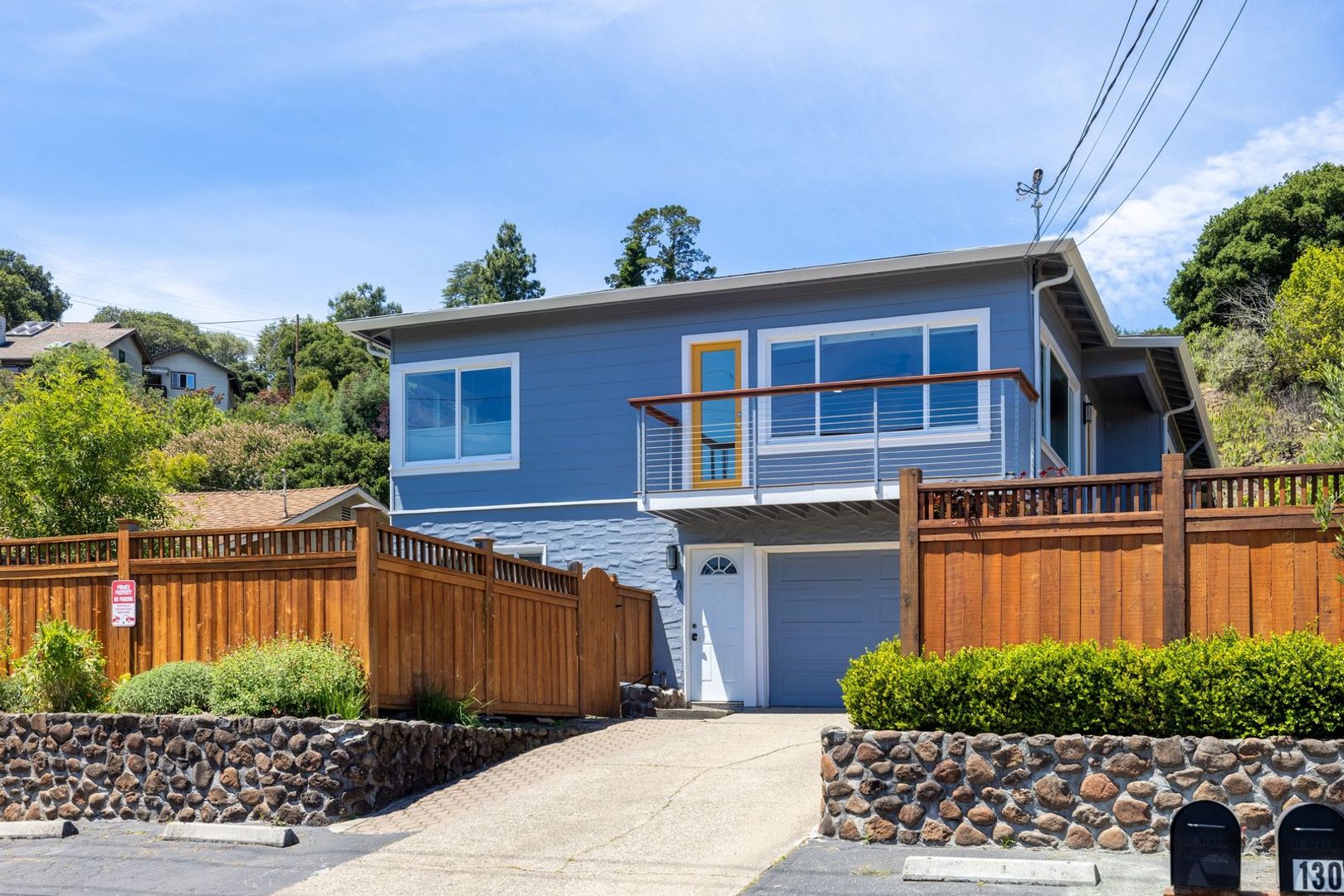 San Rafael House: 130 Auburn St