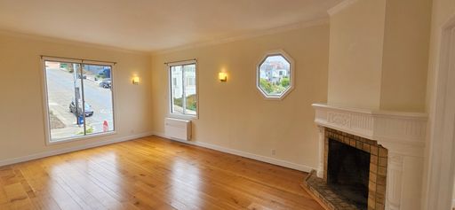 1895 16th Ave.  , San Francisco, CA 94122