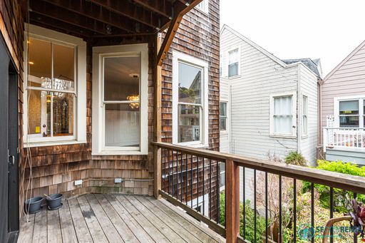 1327 McAllister St., San Francisco, CA 94115