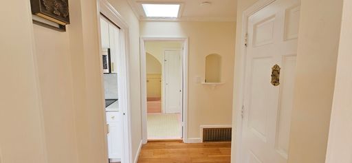 1895 16th Ave.  , San Francisco, CA 94122