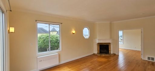1895 16th Ave.  , San Francisco, CA 94122