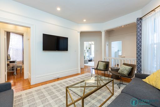 170 Eureka St., San Francisco, CA 94114