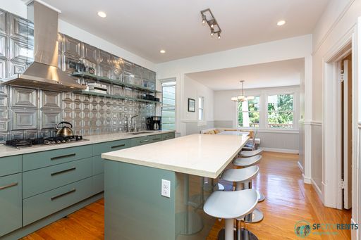 170 Eureka St., San Francisco, CA 94114