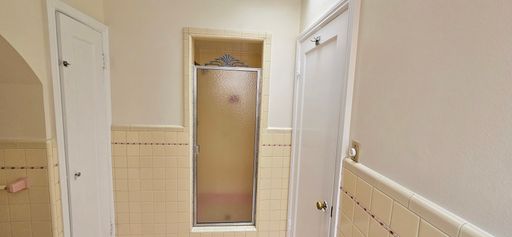 1895 16th Ave.  , San Francisco, CA 94122