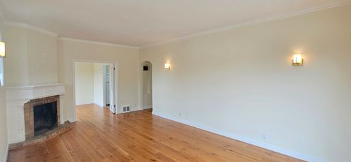 1895 16th Ave.  , San Francisco, CA 94122