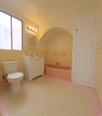 1895 16th Ave.  , San Francisco, CA 94122
