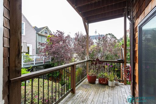 1327 McAllister St., San Francisco, CA 94115