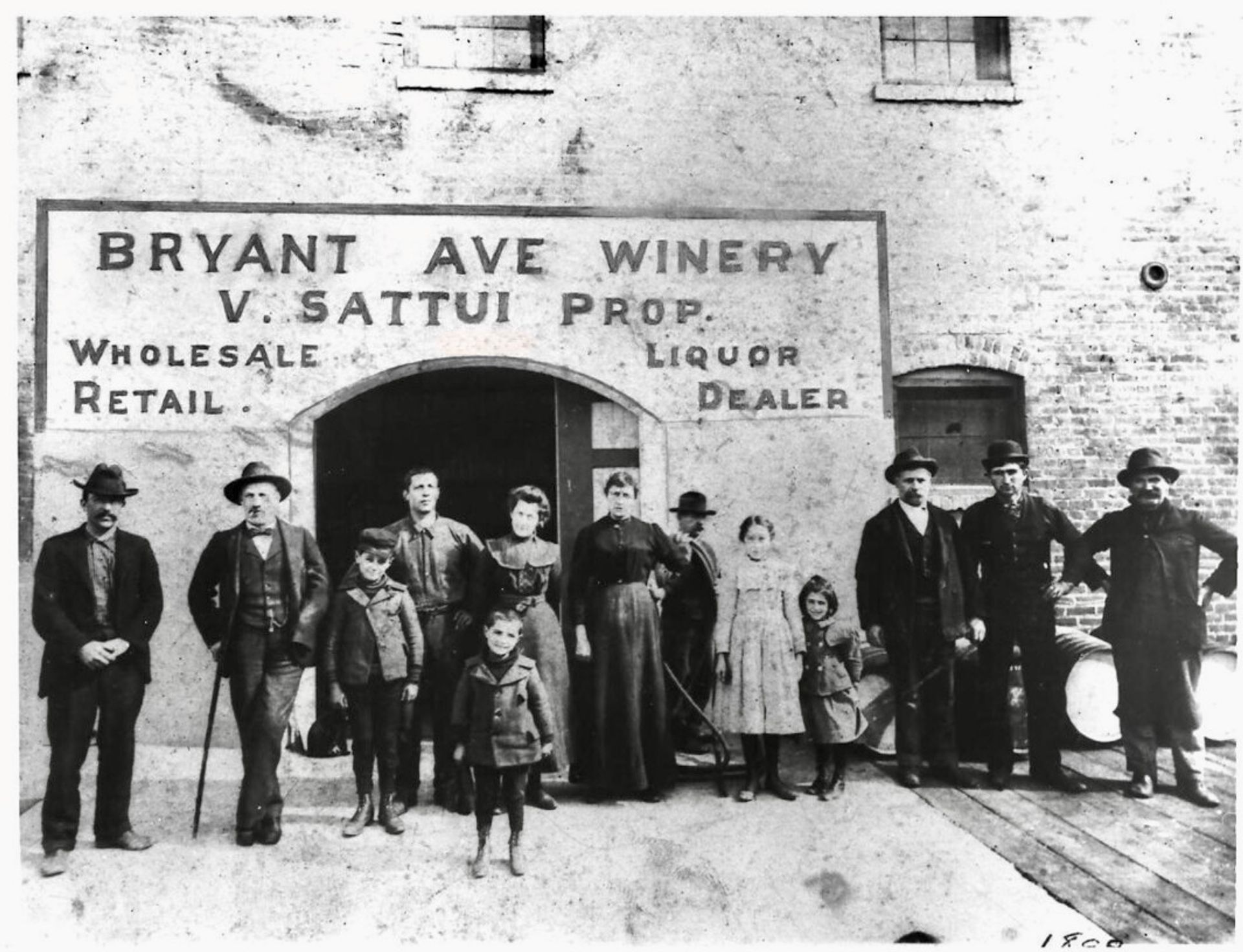 San Francisco Apartment: 2509 Bryant St. #A