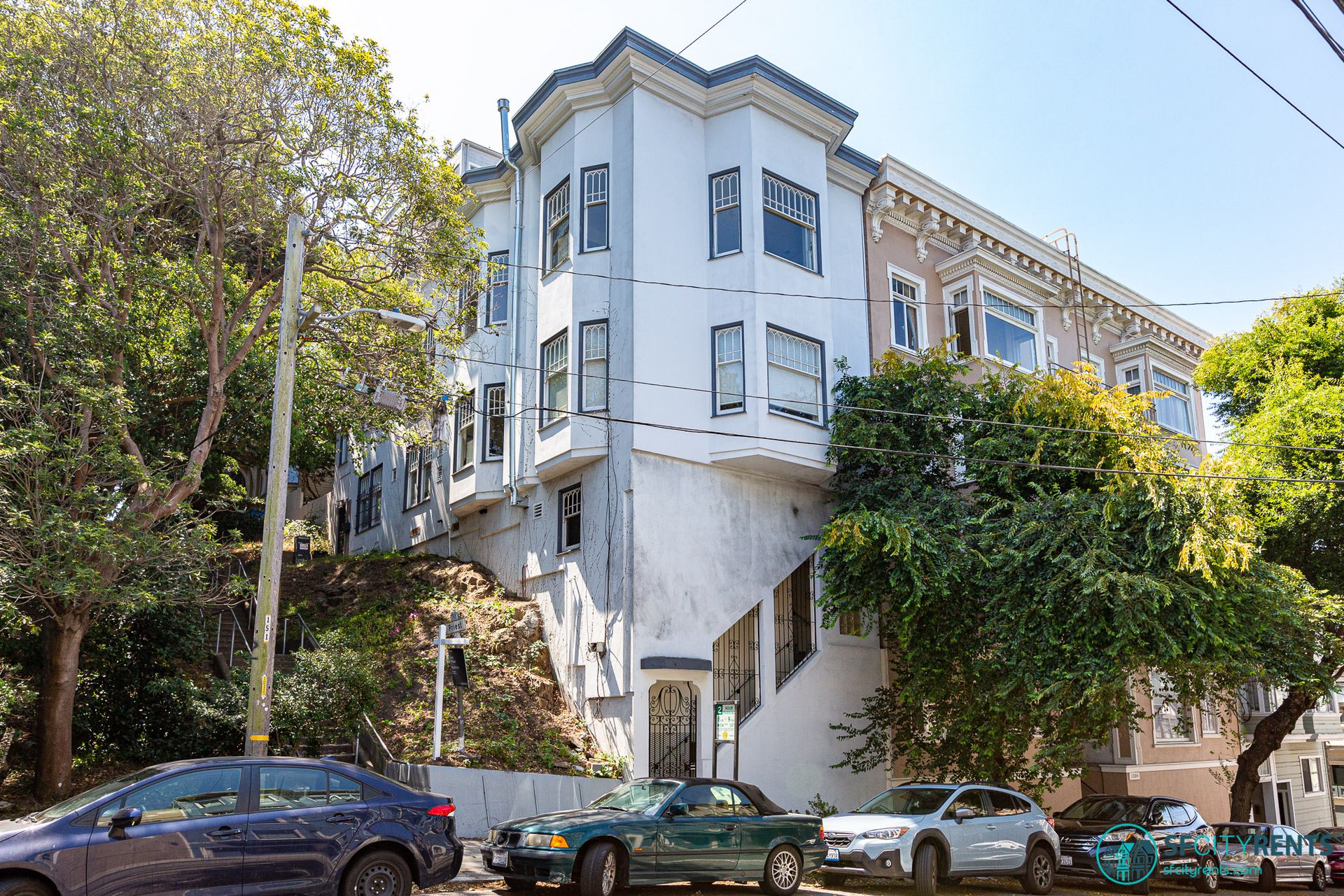San Francisco Apartment: 1331 Washington St.