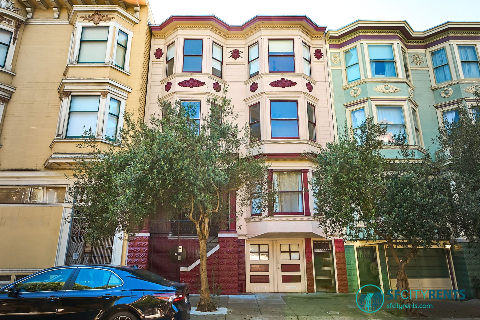San Francisco Apartment: 1463 Waller St.