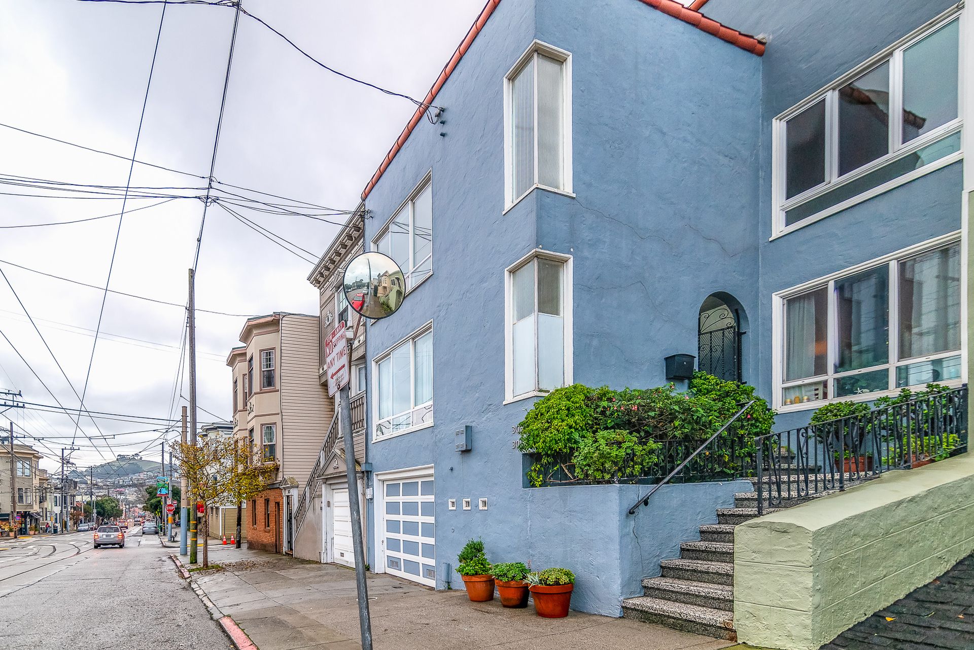 San Francisco Condo: 305 30th St. #A