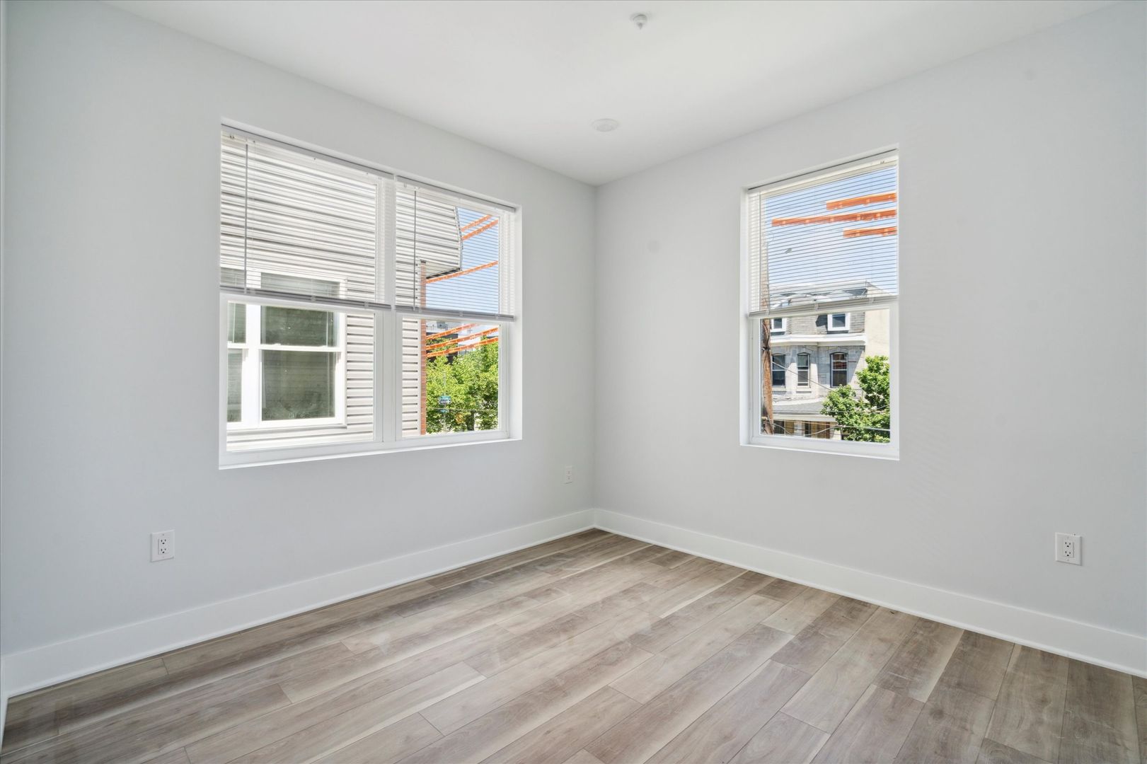 Philadelphia Apartment: 748 N 40th ST