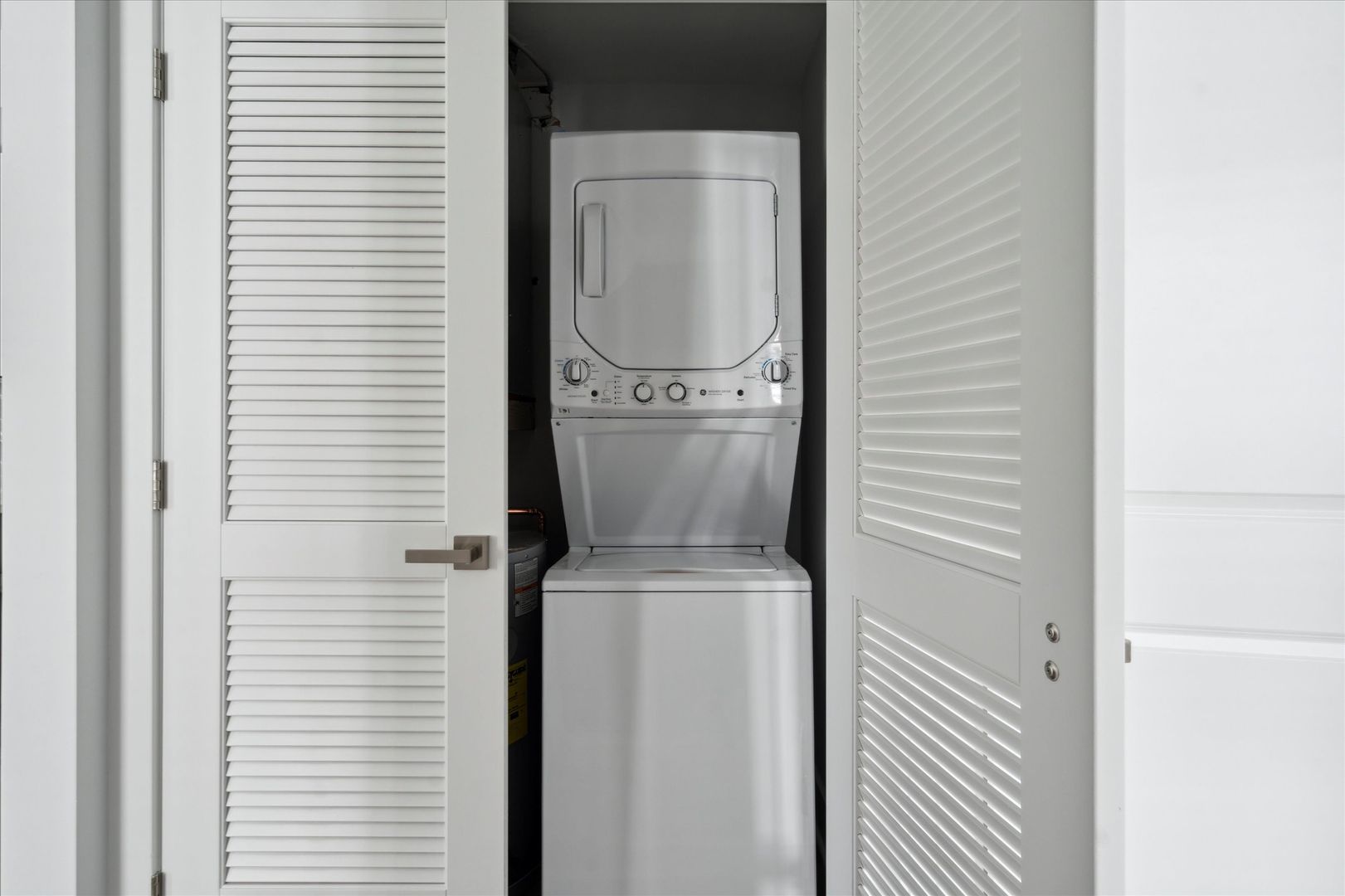 Philadelphia Apartment: 748 N 40th ST