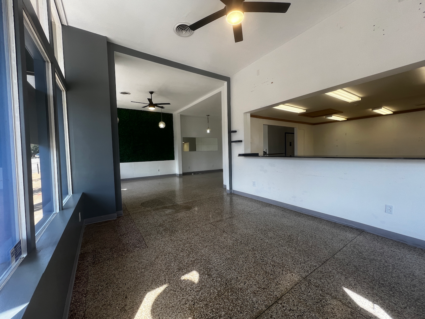 St. Louis Apartment: 3853 Lindell Boulevard