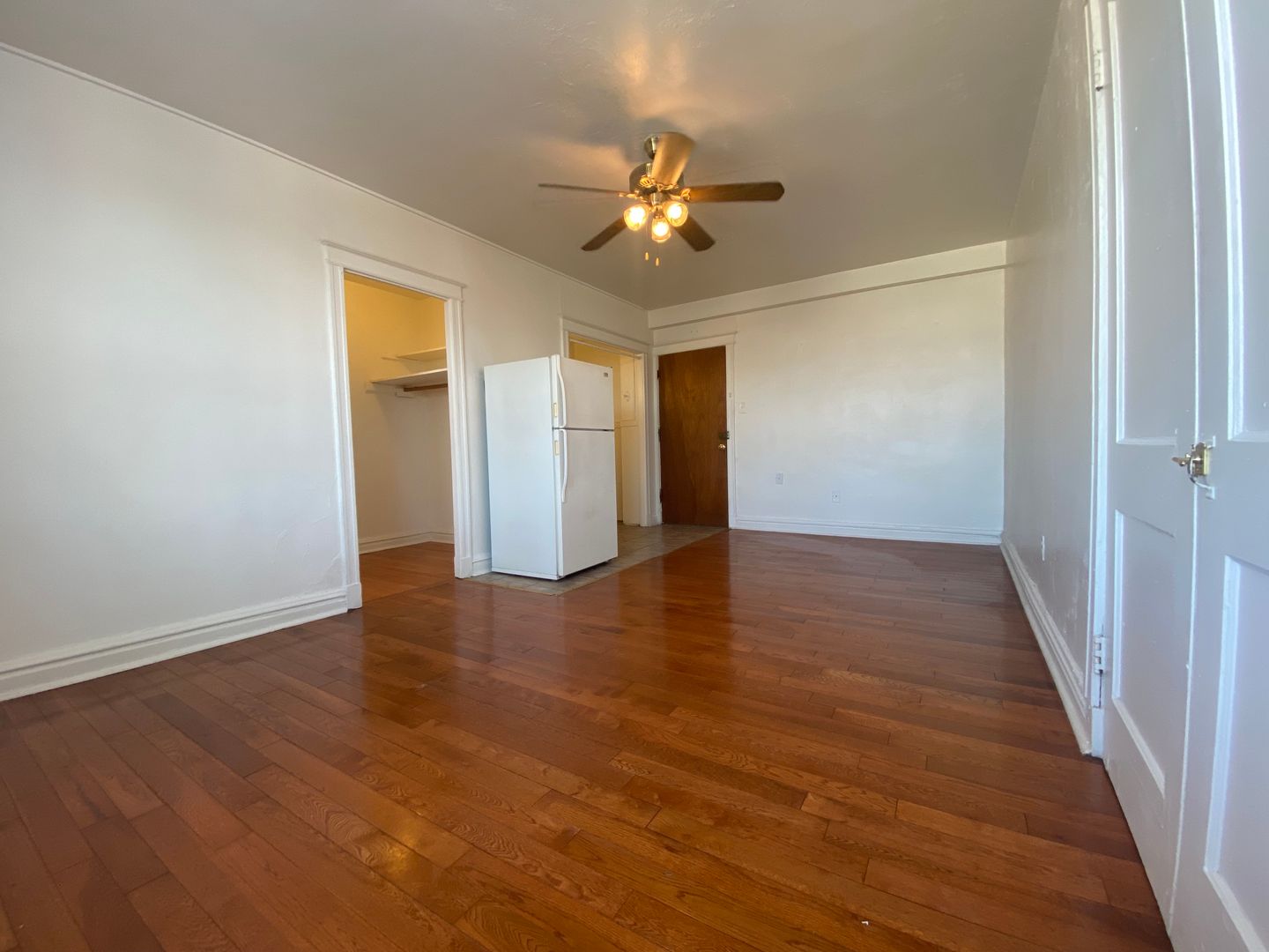 St. Louis Apartment: 4066 Lindell Blvd.