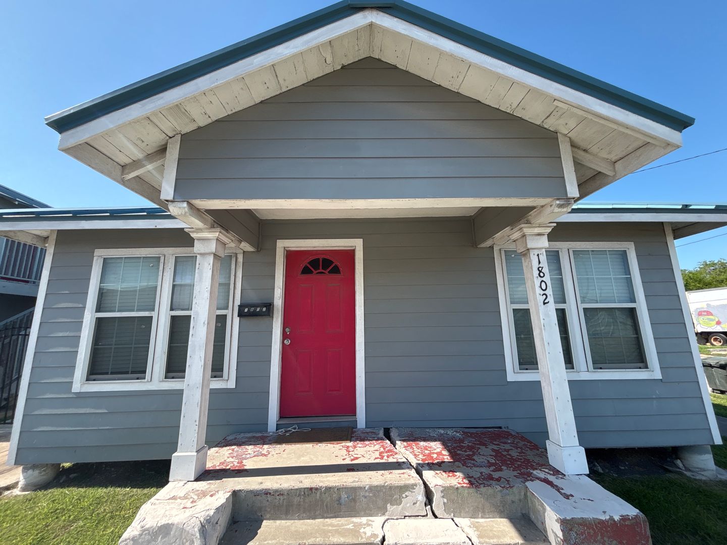 Corpus Christi Apartment: 1802-1808 Morgan