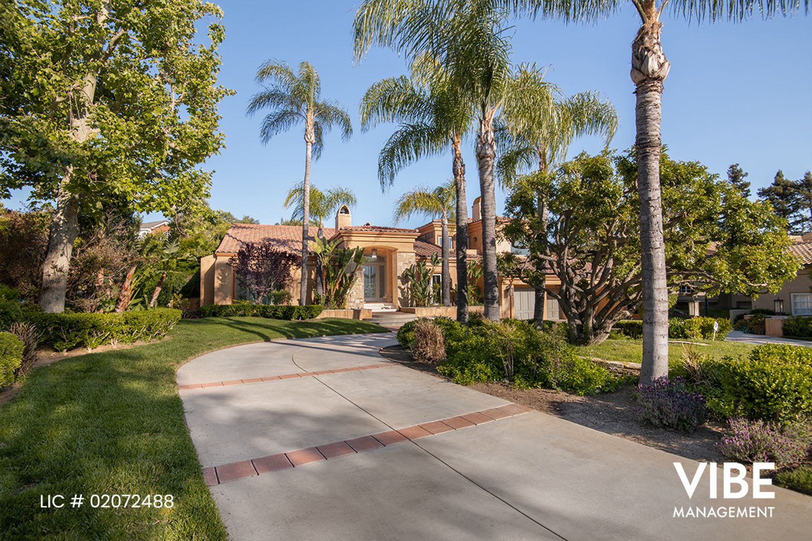 Westlake Village House: 1650 Mesa Ridge