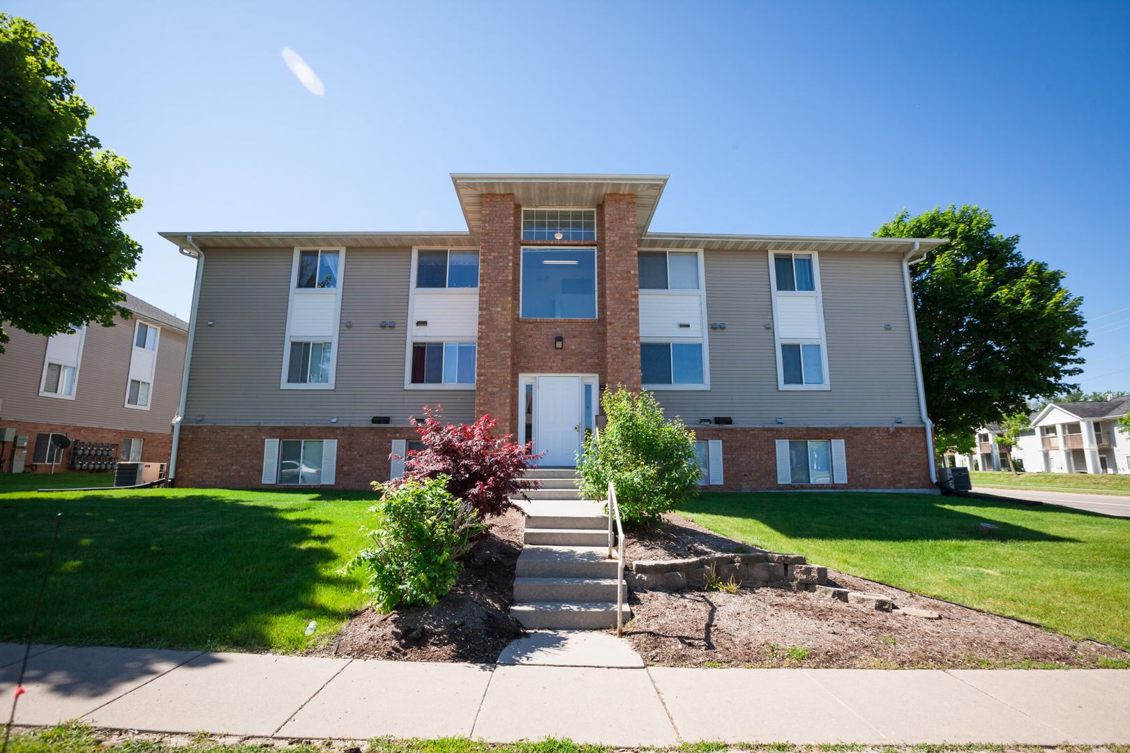 Iowa City Apartment: 801 Cross Park Avenue