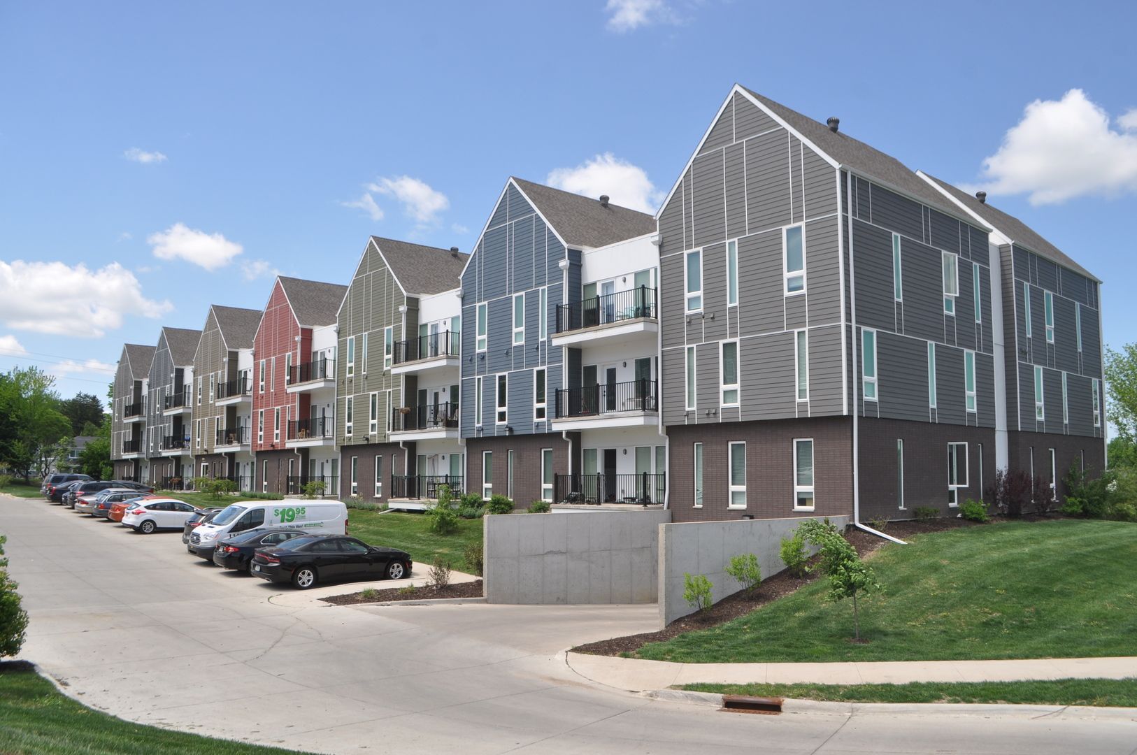 Iowa City Apartment: 3430 Eastbrook St.