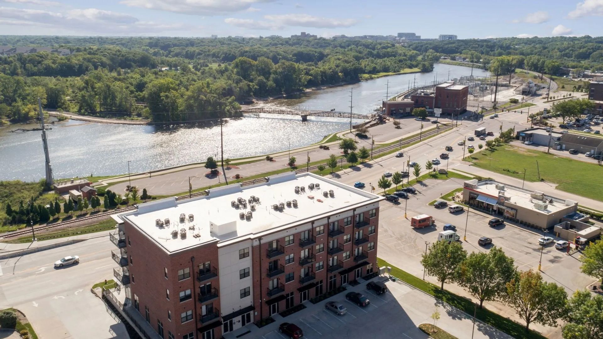 Coralville Apartment: 570 1st Avenue