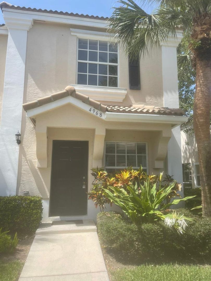 West Palm Beach Apartment: 4968 Palmbrooke Circle