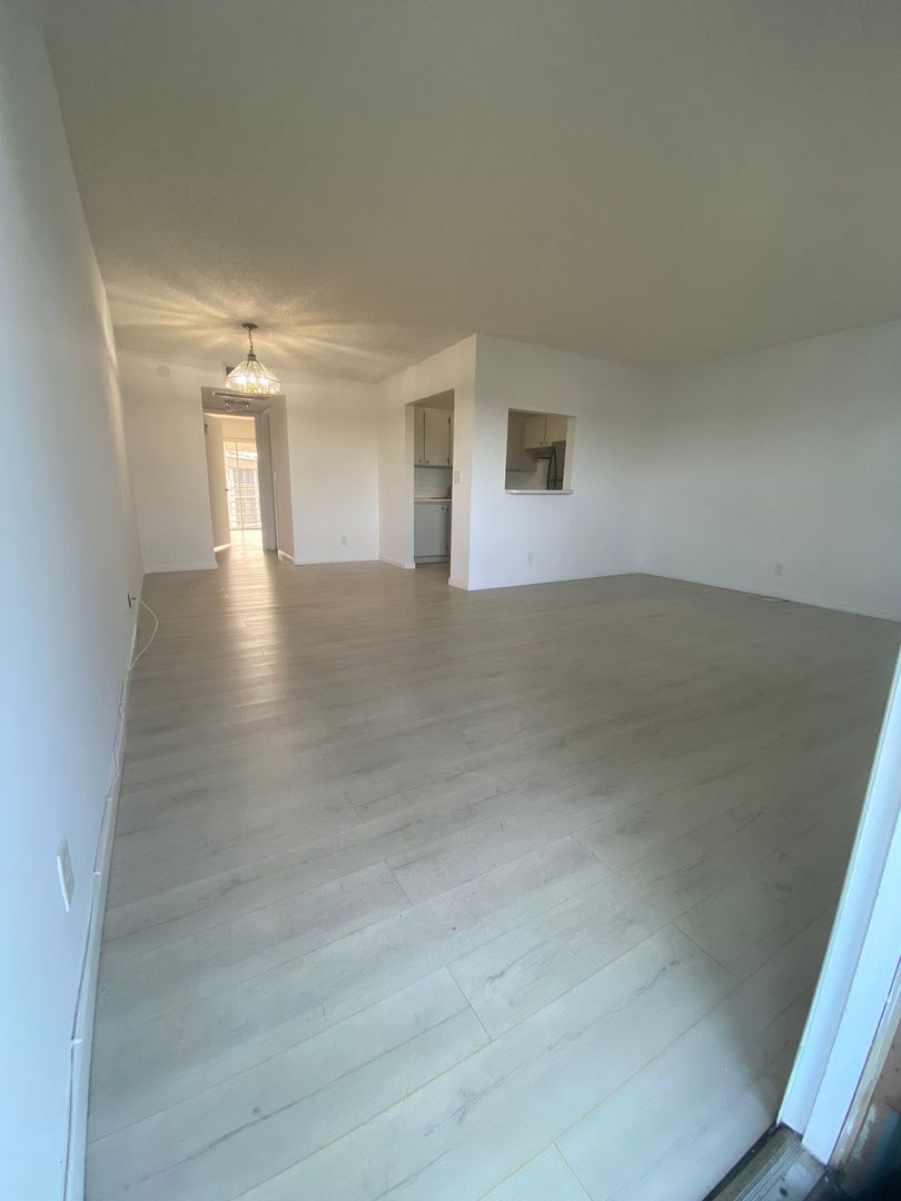 Palm Springs Apartment: 2200 Springdale Blvd #305