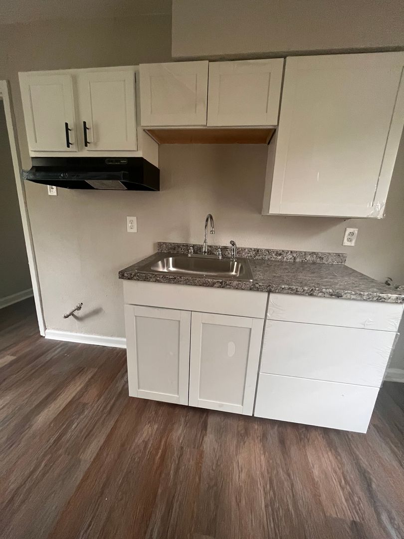 291 Red Oak ST 4 of 7