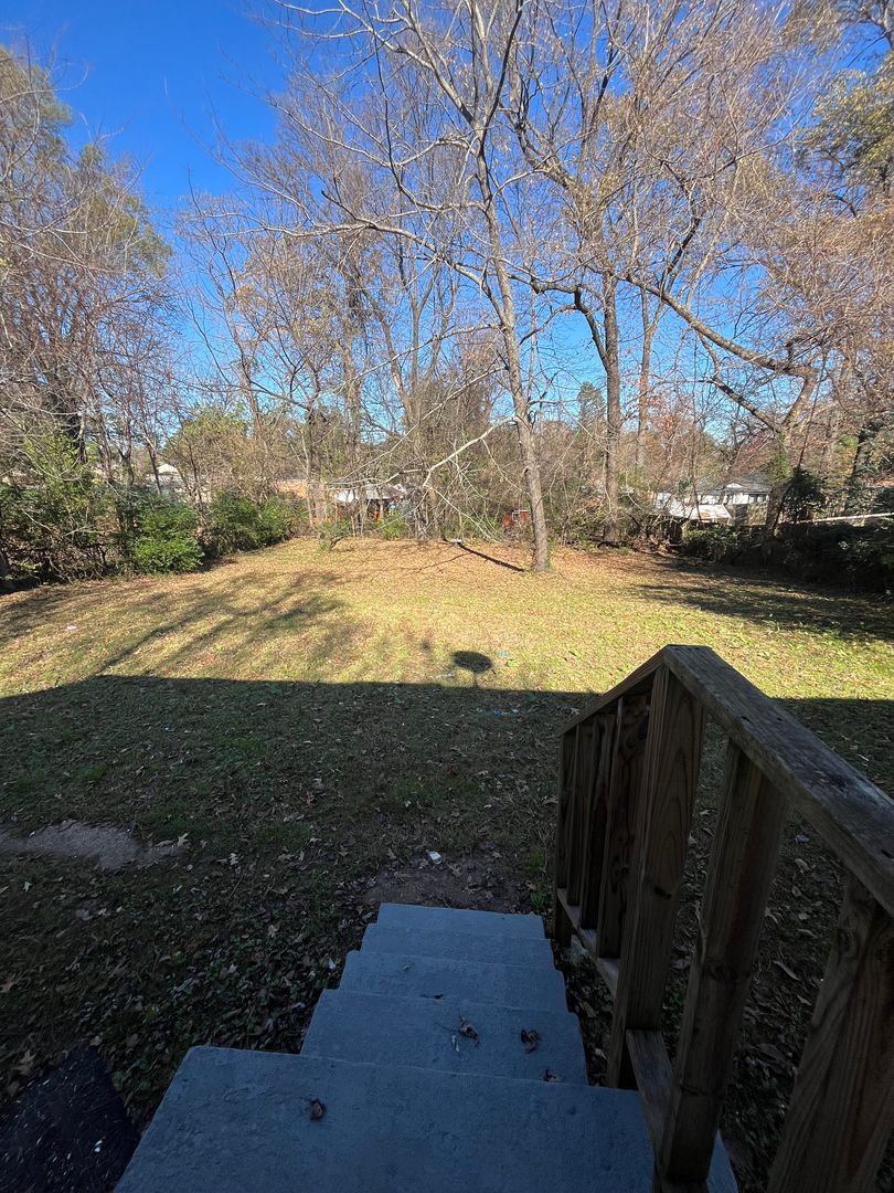 2206 Hillside Ave. 11 of 13