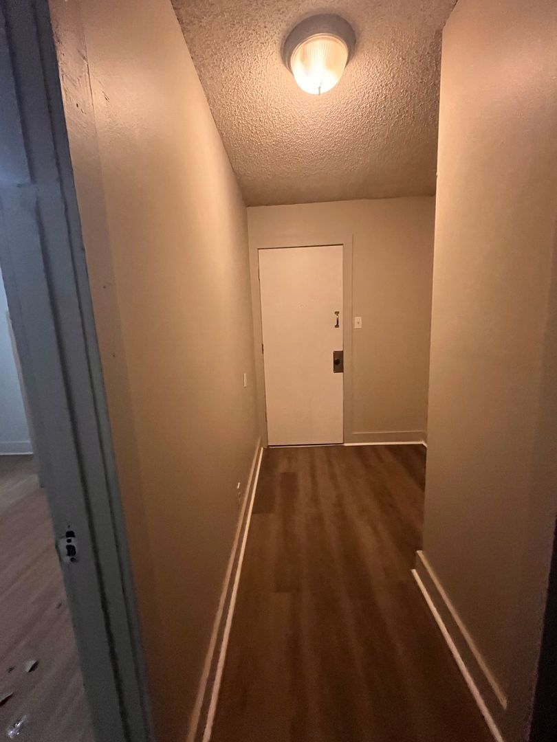 45 W. Gage Ave. 9 of 10