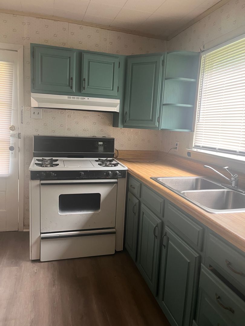 1179 Longcrest 6 of 10