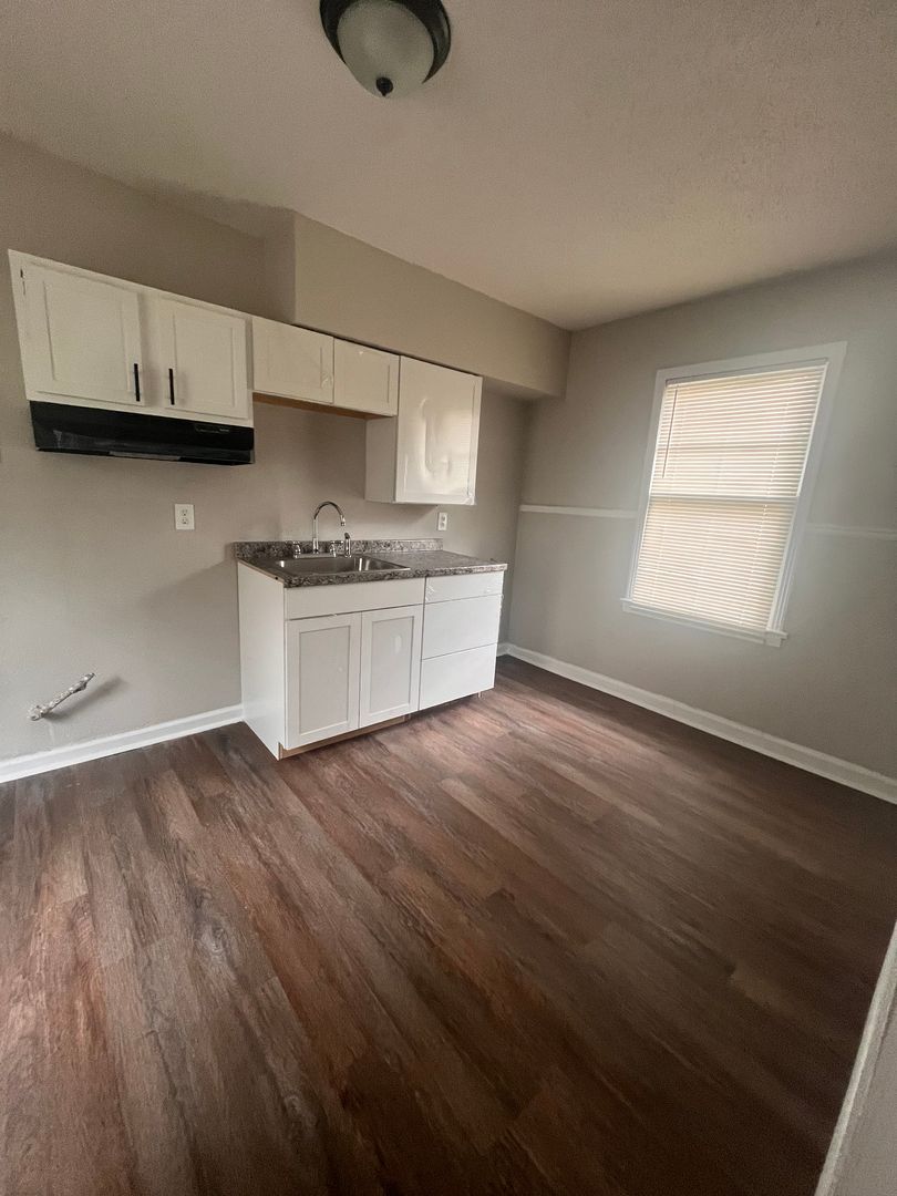 291 Red Oak ST 3 of 7