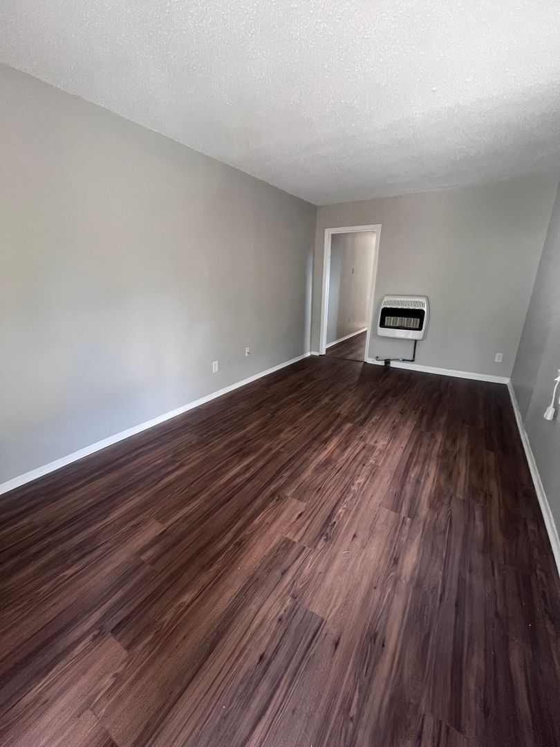 2115 Bennett Ave 4 of 12