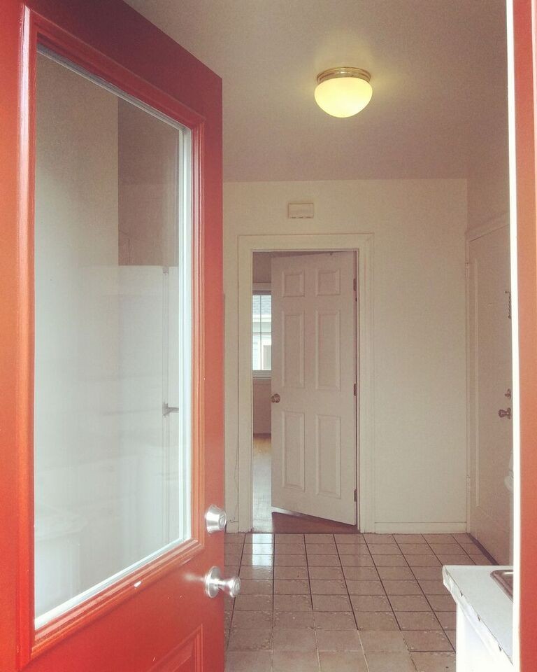 Berkeley Apartment: 2217 Channing Way,